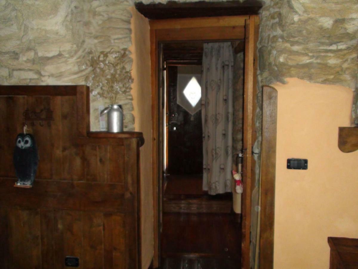 Le Petit Chateau De Vetan Cir 0023 Saint-Pierre Bagian luar foto