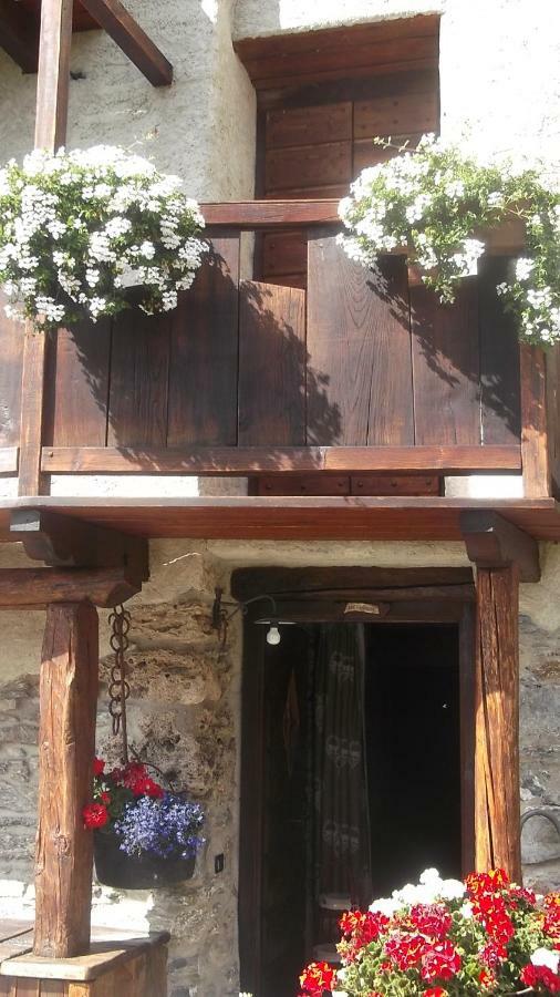 Le Petit Chateau De Vetan Cir 0023 Saint-Pierre Bagian luar foto
