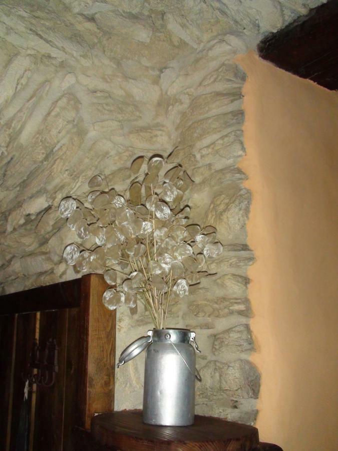 Le Petit Chateau De Vetan Cir 0023 Saint-Pierre Bagian luar foto